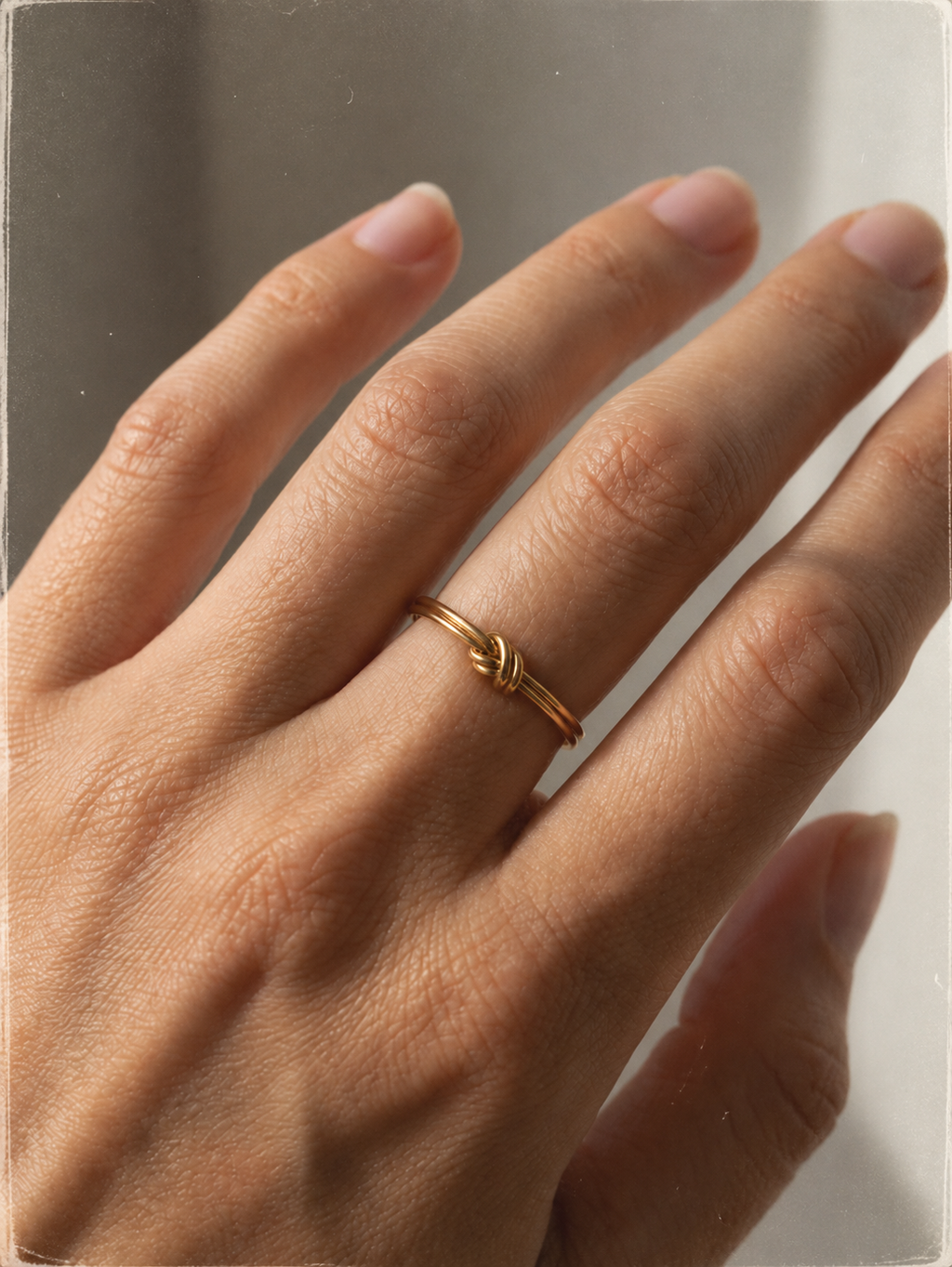 ANILLO NUDO